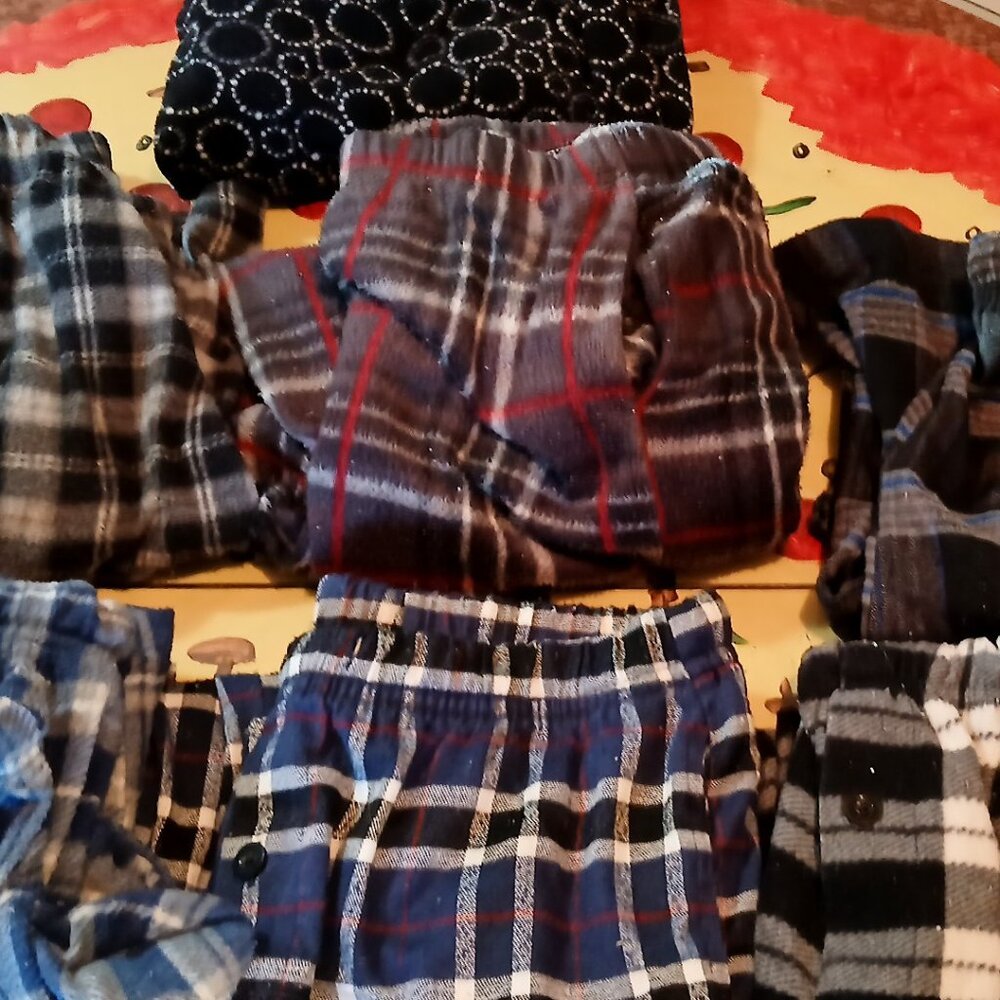 7 pair sleep bottoms 6 Essential Sleepwear 1 fadded glory